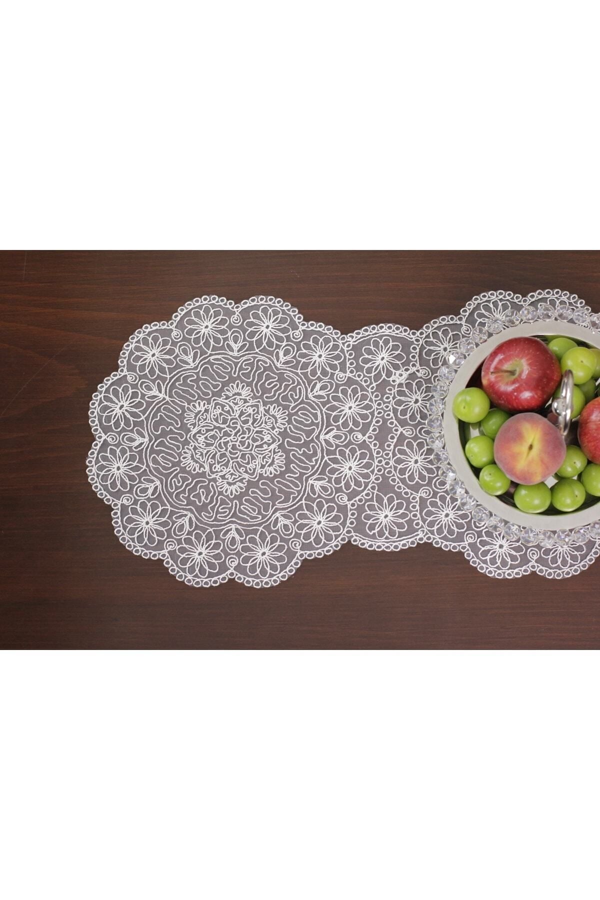 Tropikhome Nakışlı Ekru 30 x 92 Runner + 30 x 30*6 Amerikan Servisli 7 Parça Sunum Yemek Seti — Ekru