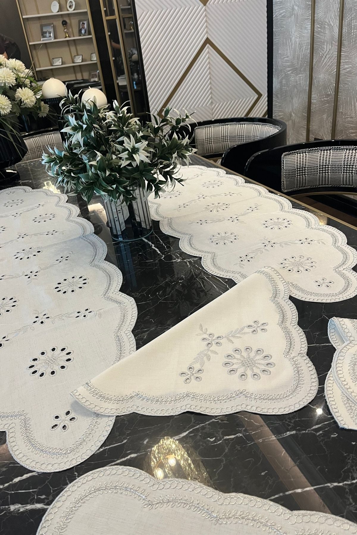 Tropikhome Göz Boncuğu Gümüş 40 x 140*1 adet + 40 x 110*2 adet + 40 x 40*2 adet 5 Parçalı Sunum Yemek Seti — Gümüş