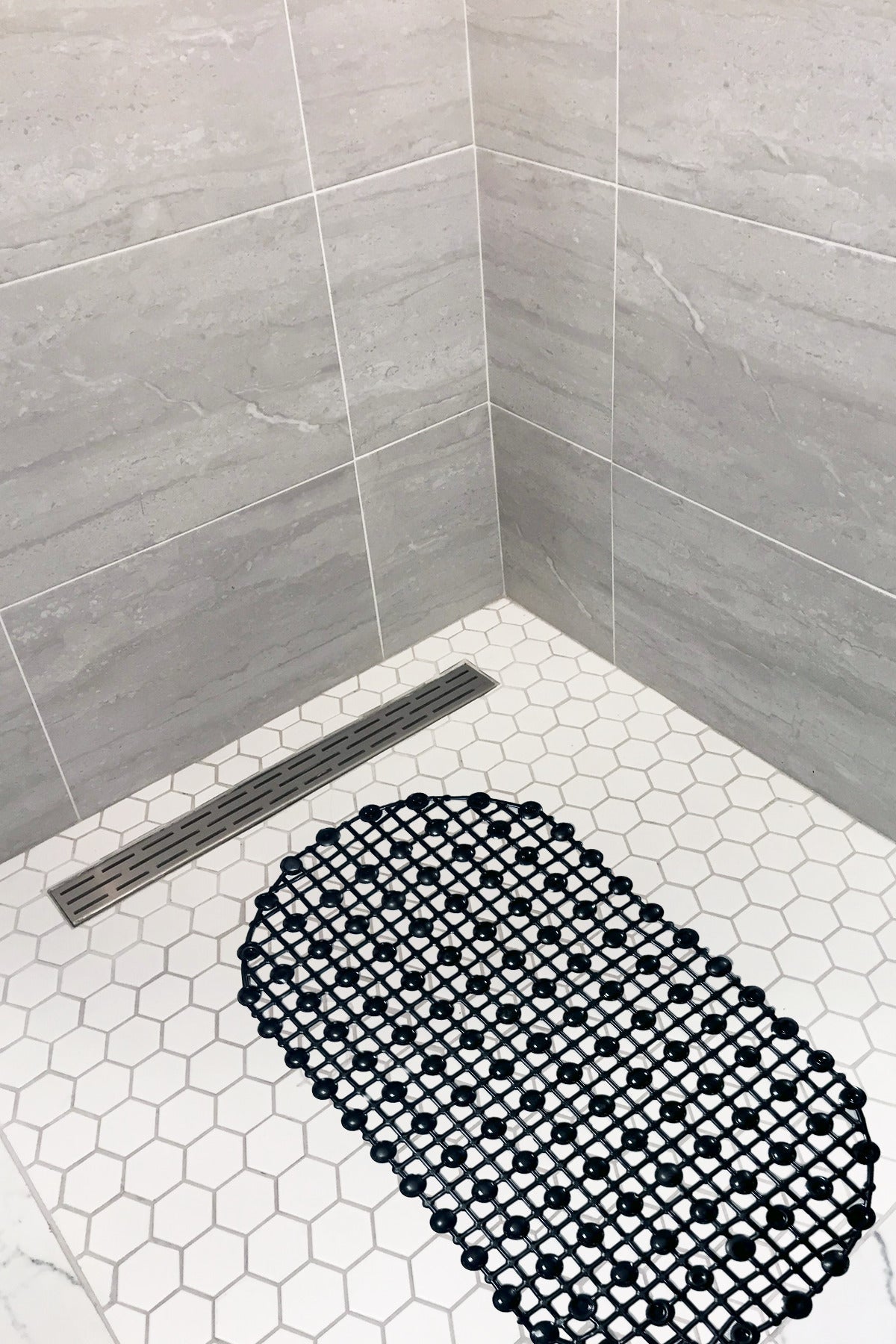 Tropikhome 35 x 65 Vakumlu Kaymaz Silikon Siyah Paspas — Siyah