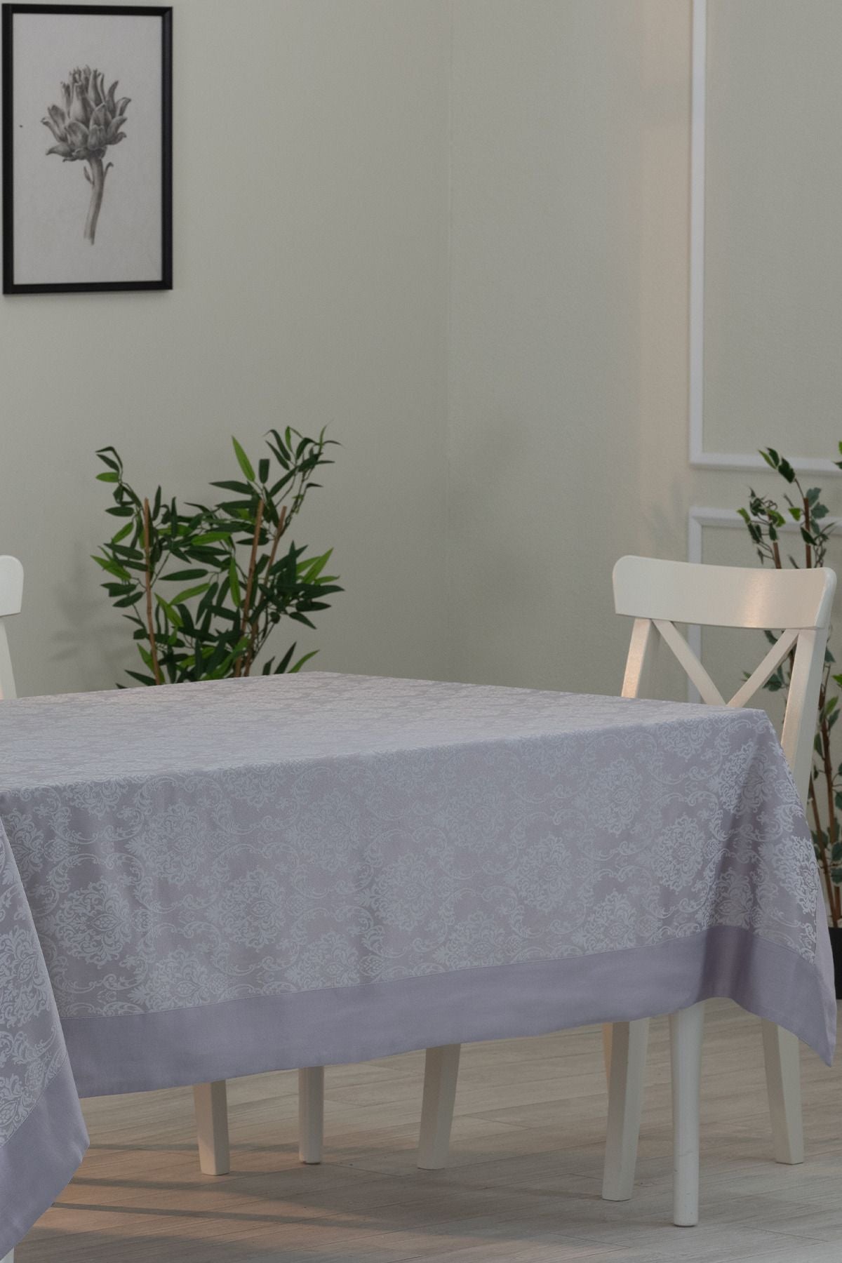 Tropikhome 160 x 220 Gri Pamuklu Damask Desenli Bordürlü Masa Örtüsü — Gri