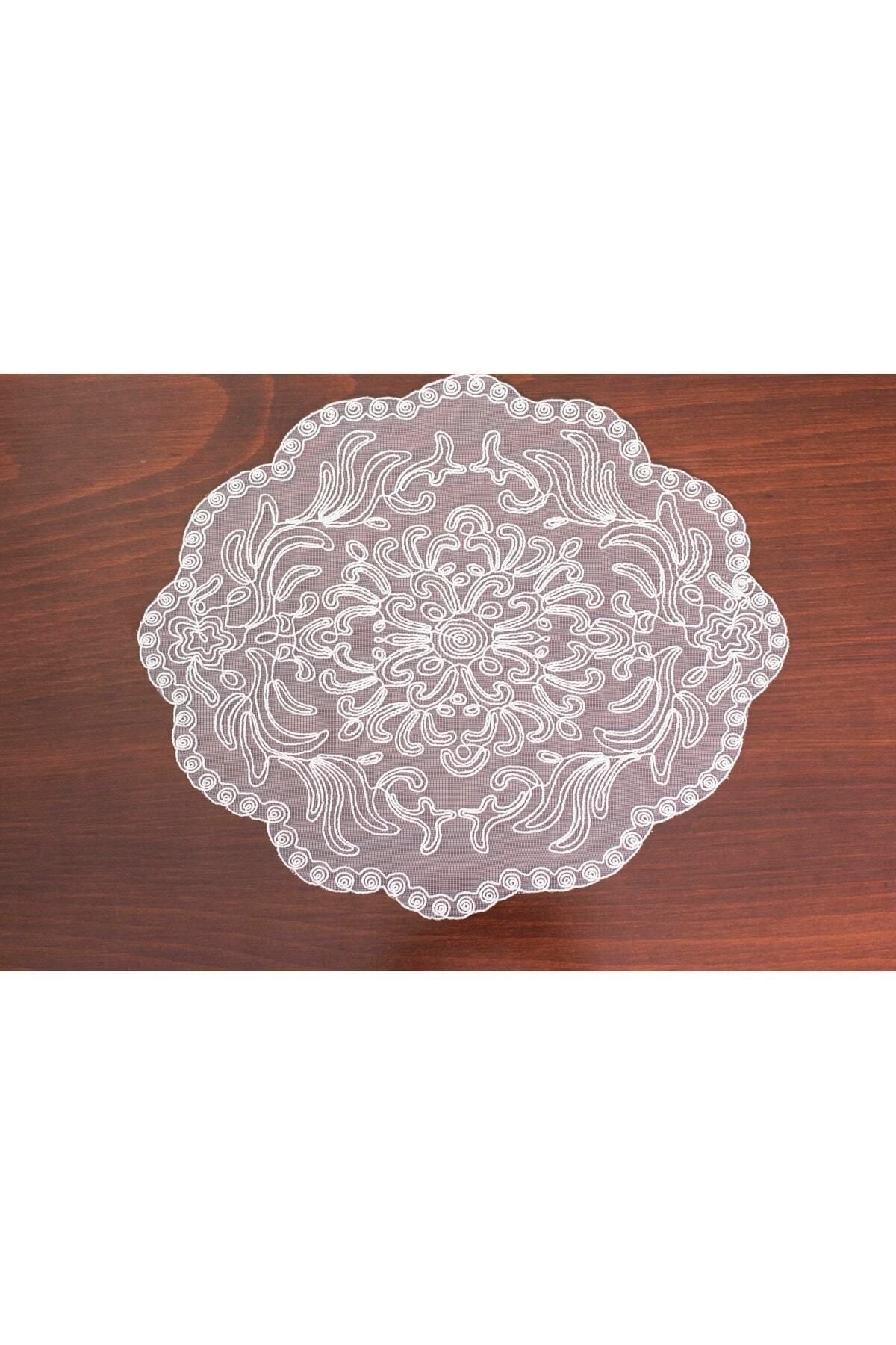Tropikhome Nakışlı Ekru 40 x 110 Runner + 40 x 40*6 Amerikan Servisli 7 Parça Sunum Yemek Seti — Ekru