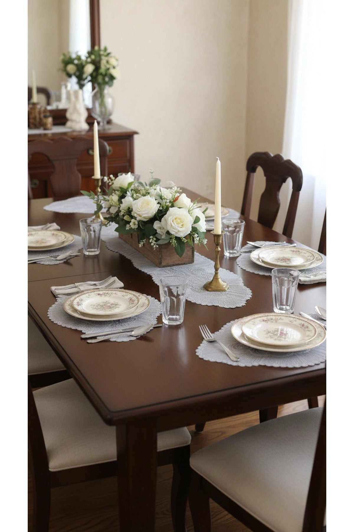 Tropikhome Nakışlı Gri 35 x 115 Runner + 35 x 50*6 Amerikan Servisli 7 Parça Sunum Yemek Seti — Gri