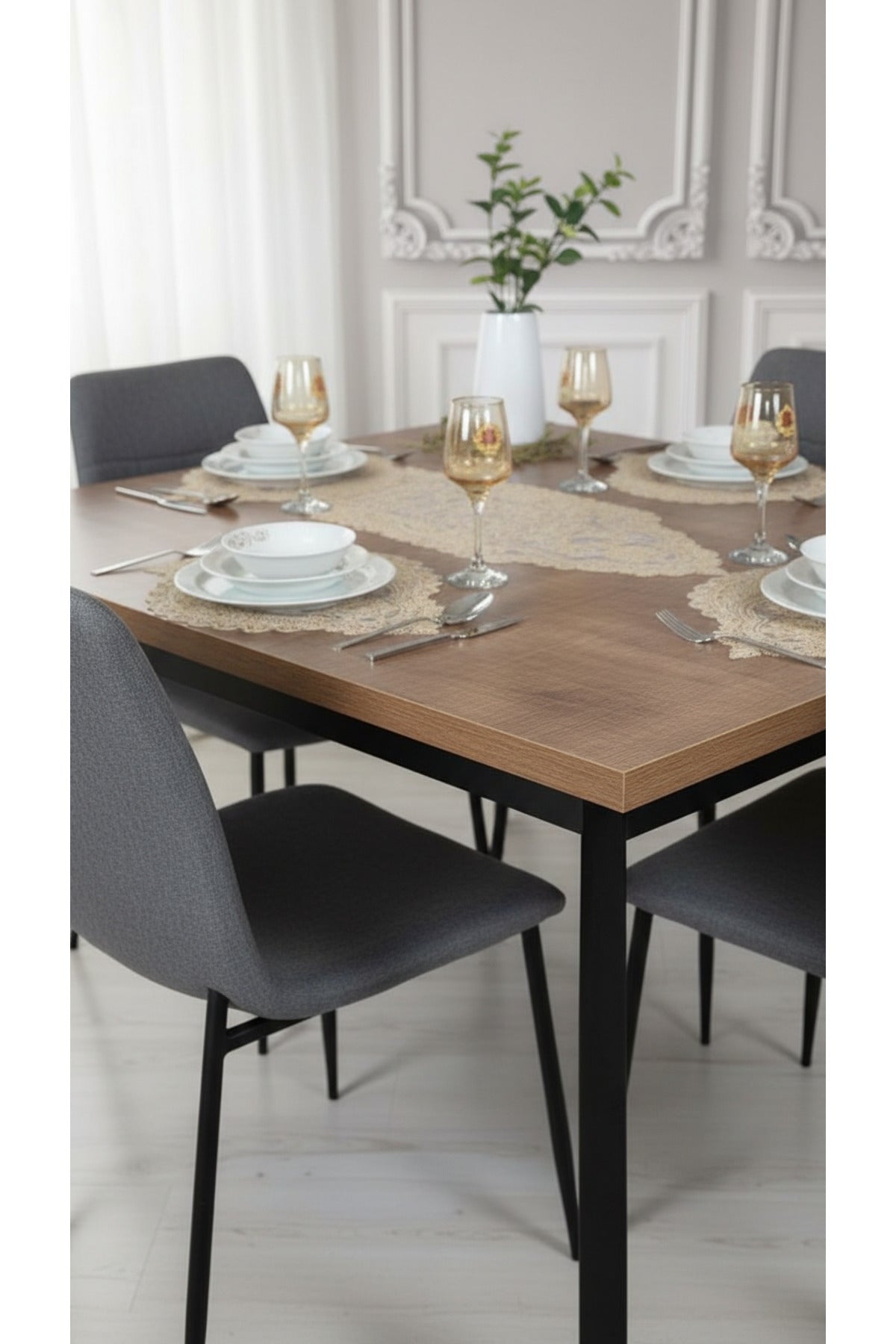 Tropikhome Nakışlı Bej 35 x 115 Runner + 35 x 50*8 Amerikan Servisli 9 Parça Sunum Yemek Seti — Bej