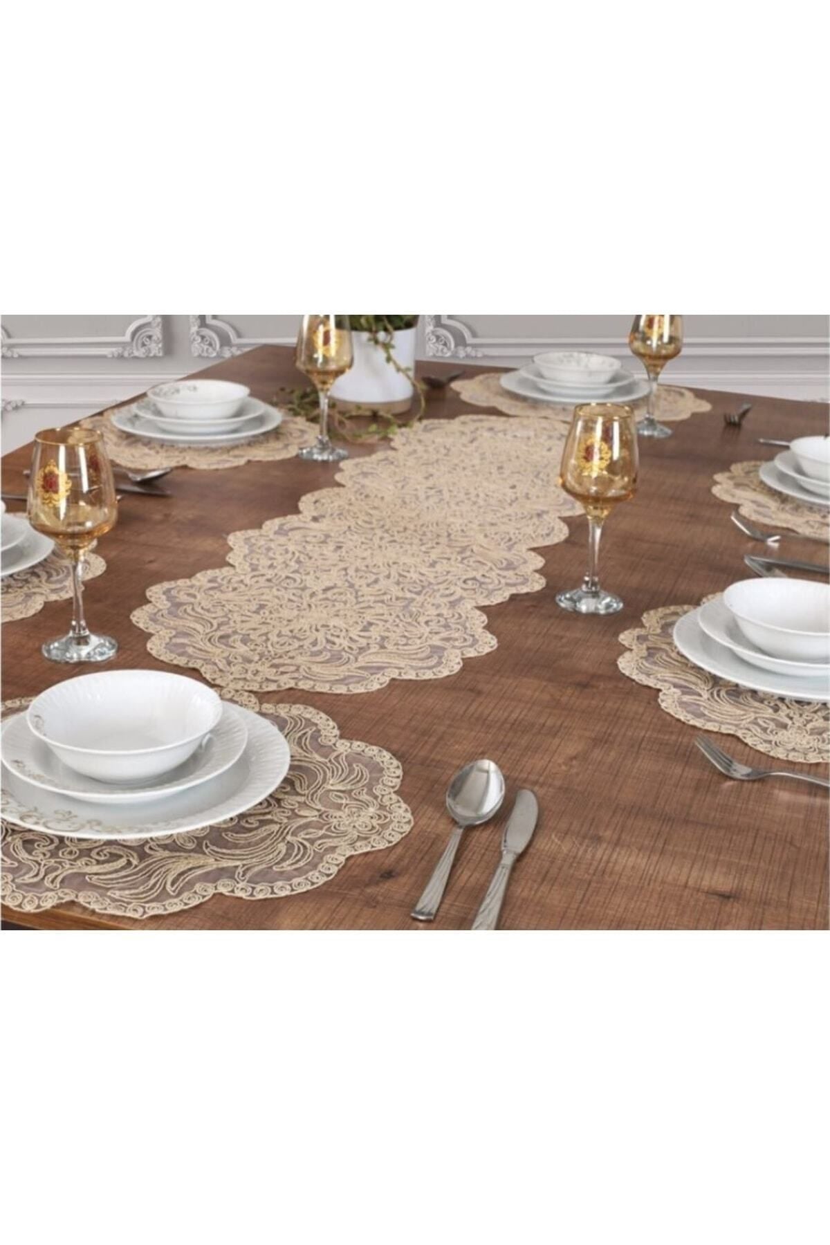 Tropikhome Nakışlı Bej 40 x 110 Runner  + 40 x 40*12 Amerikan Servisli 13 Parça Sunum Yemek Seti — Bej