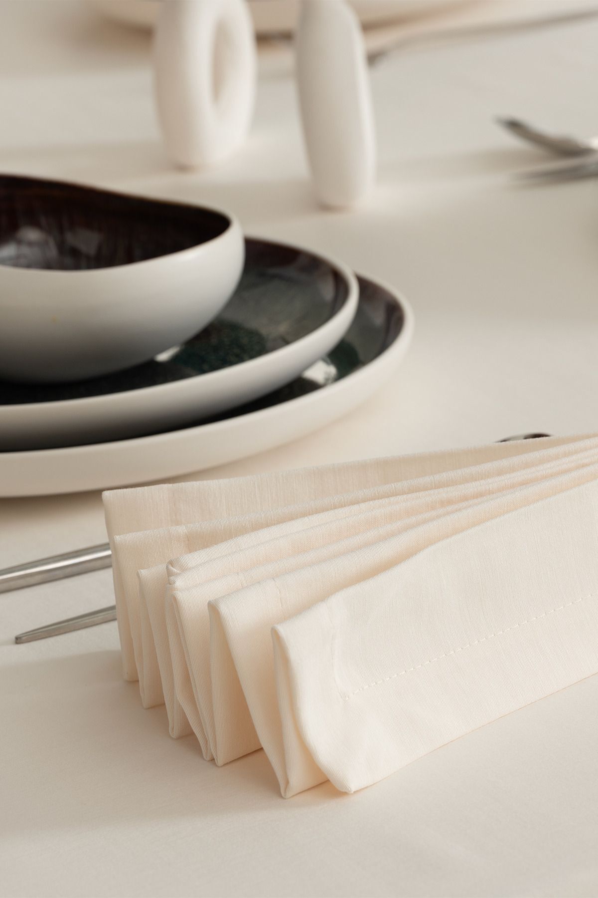 Tropikhome 160 x 220 + 8 Peçete Krem Pamuklu 9 Parça Masa Örtüsü Seti  — Krem