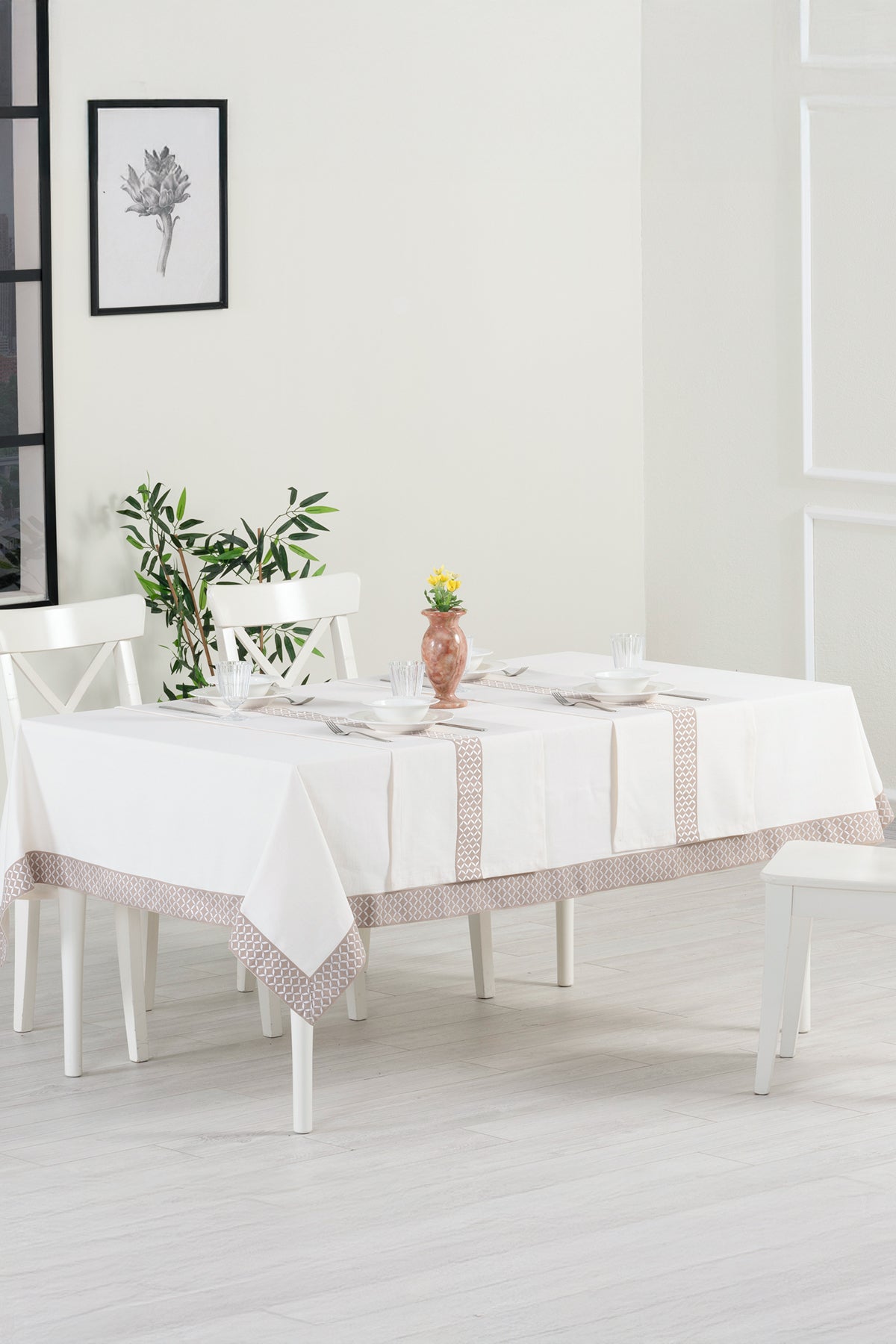 Tropikhome 160 x 260 + 2 Runner Krem Çeyizlik Pamuklu Masa Örtüsü Seti — Krem