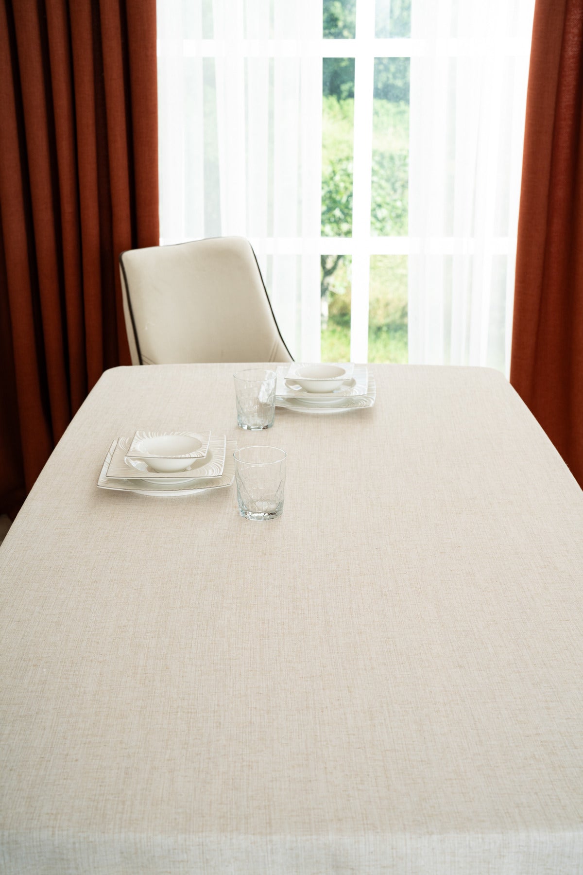 Tropikhome 150 x 260 Gri Çizgi Detaylı Pano Desenli Keten Masa Örtüsü — Gri