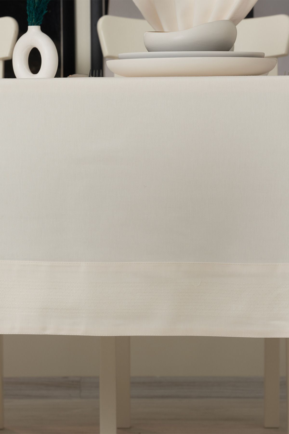 Tropikhome 160 x 220 + 8 Peçete Krem Pamuklu 9 Parça Masa Örtüsü Seti  — Krem
