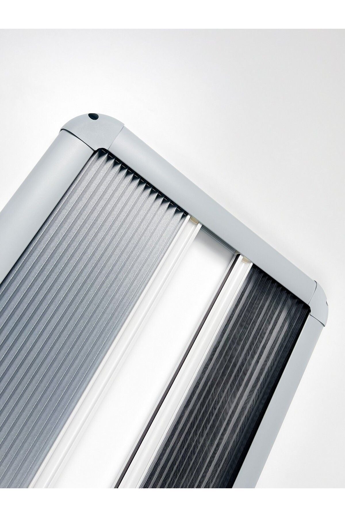 Tropikhome 120 X 50 Gri 2'si Bir Arada Plise Blackout ve Sinekliklik Karavan Perdesi — 120 X 50