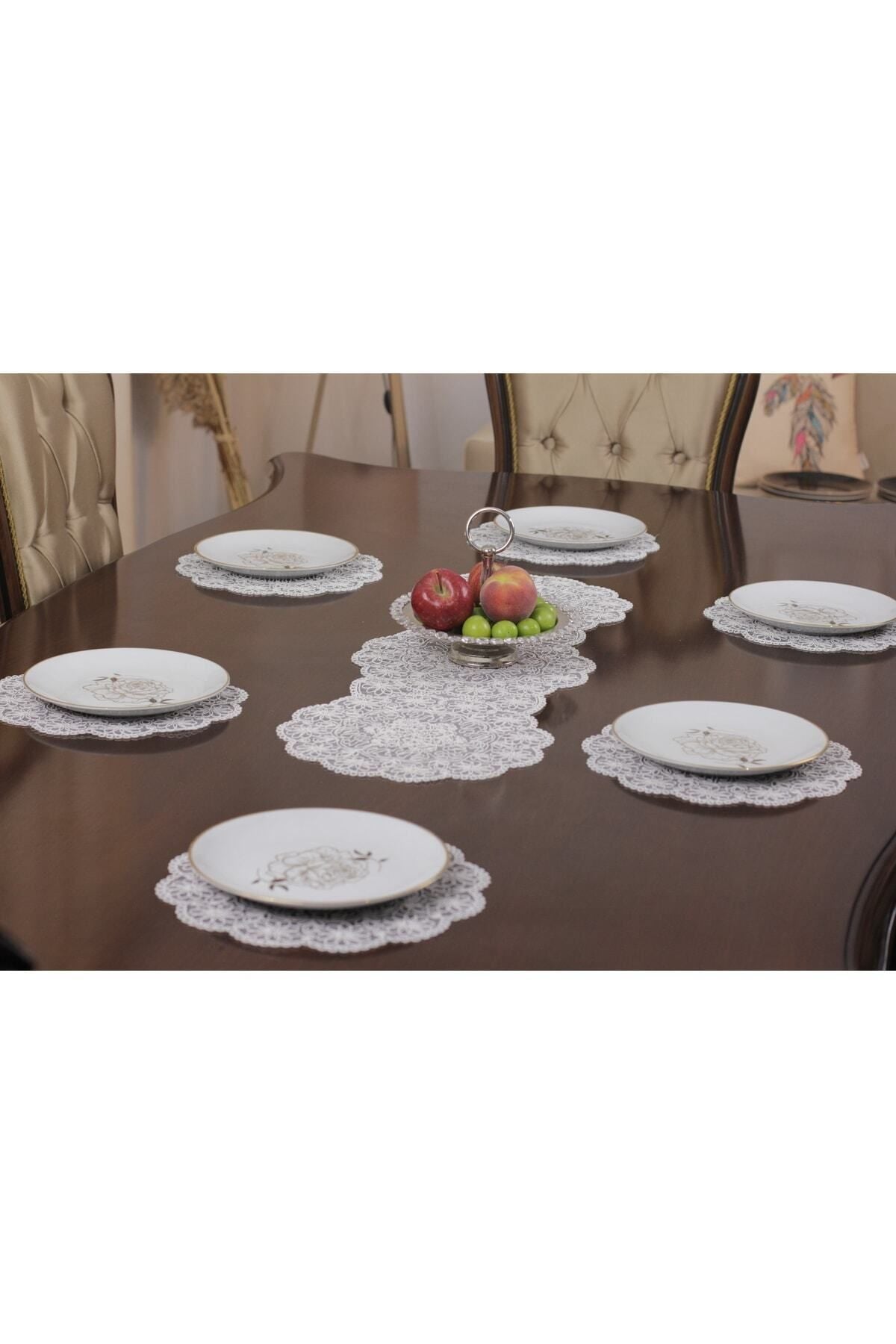 Tropikhome Nakışlı Ekru 30 x 92 Runner + 30 x 30*6 Amerikan Servisli 7 Parça Sunum Yemek Seti — Ekru