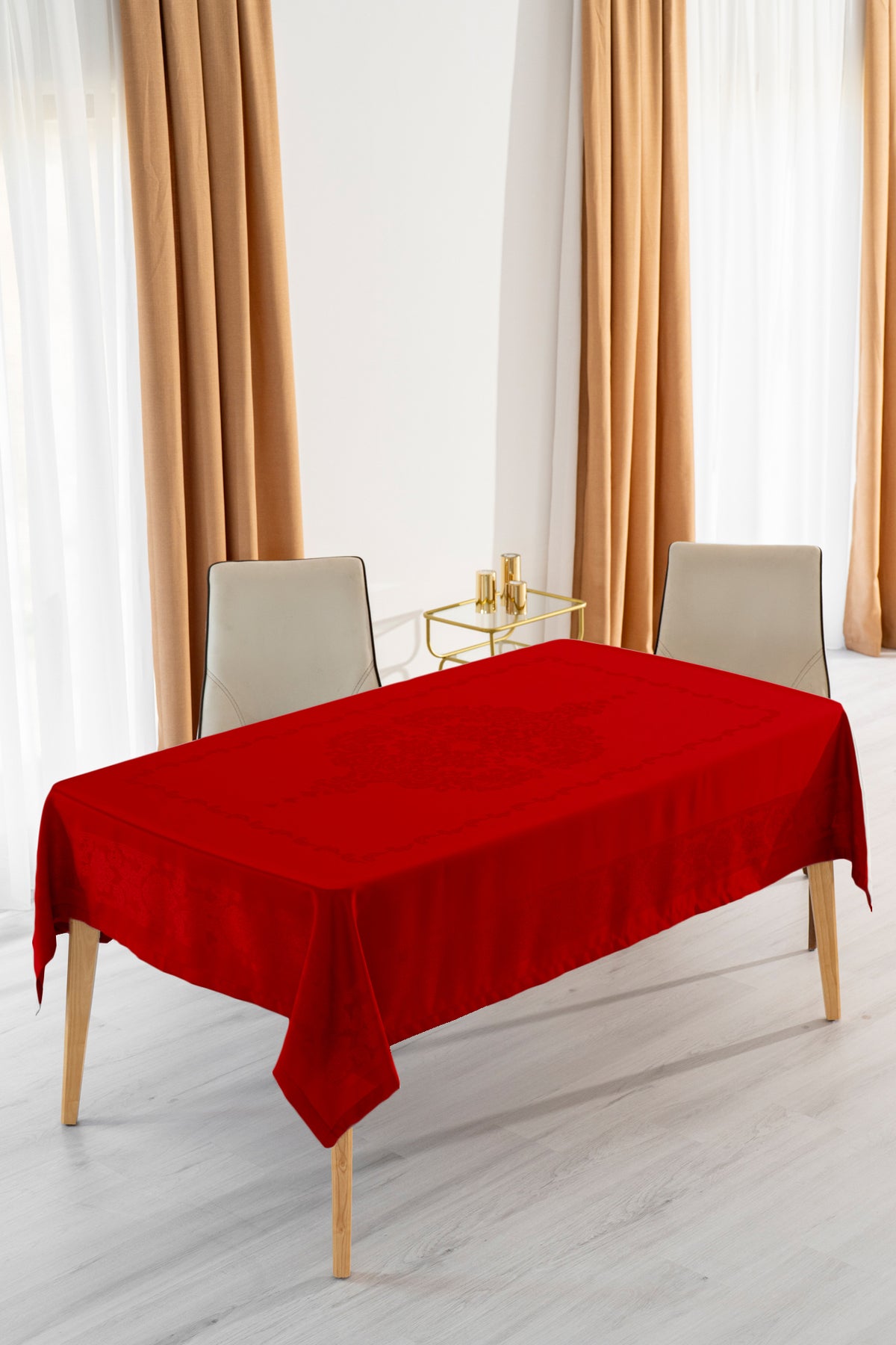 Tropikhome 160 x 220 Kırmızı Sıvı İticilik Özellikli Jumbo Jakar Pano Masa Örtüsü — Kırmızı