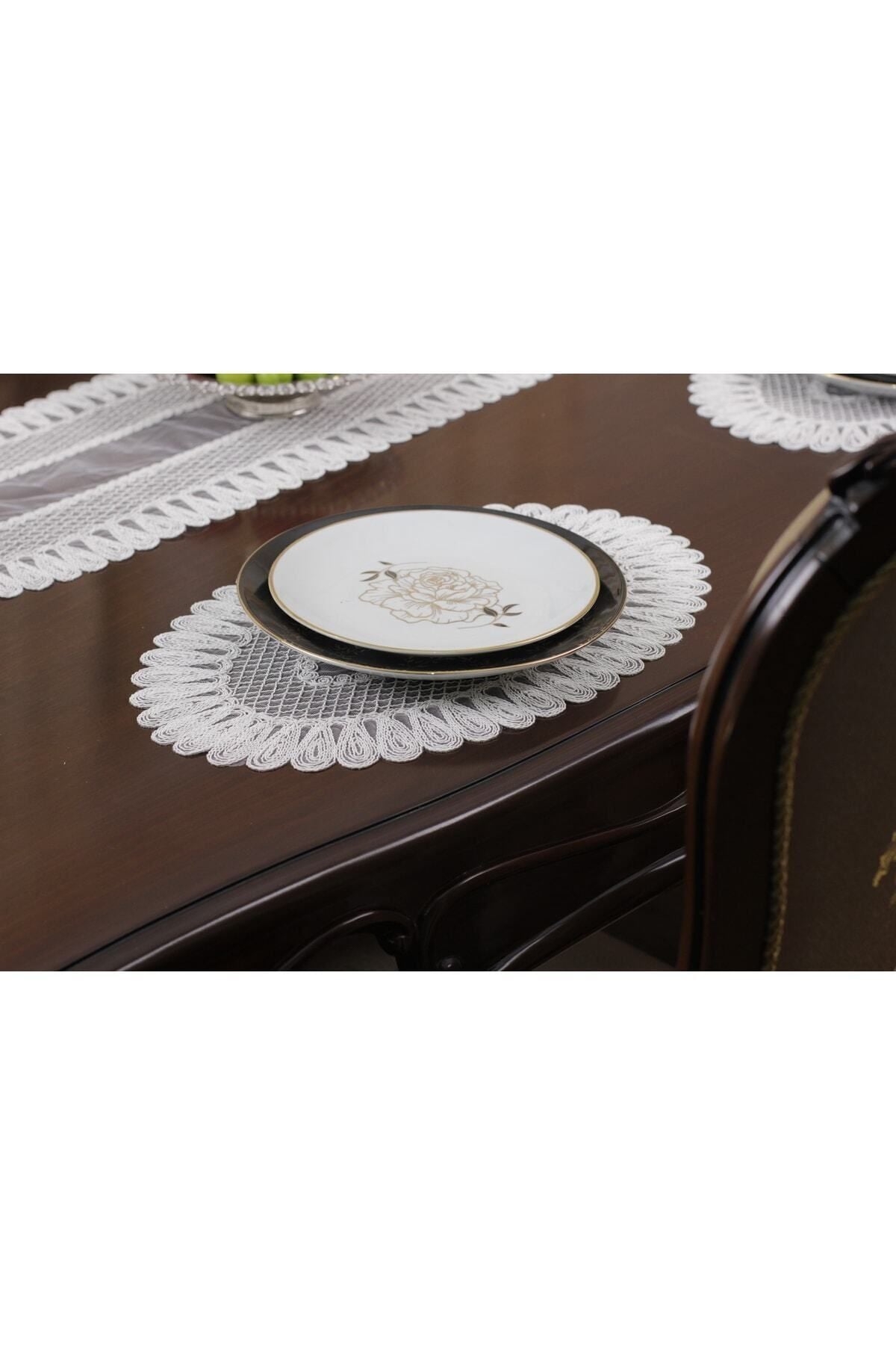 Tropikhome Nakışlı Ekru 32 x 110 Runner + 32 x 50*8 Amerikan Servisli 9 Parça Sunum Yemek Seti — Ekru