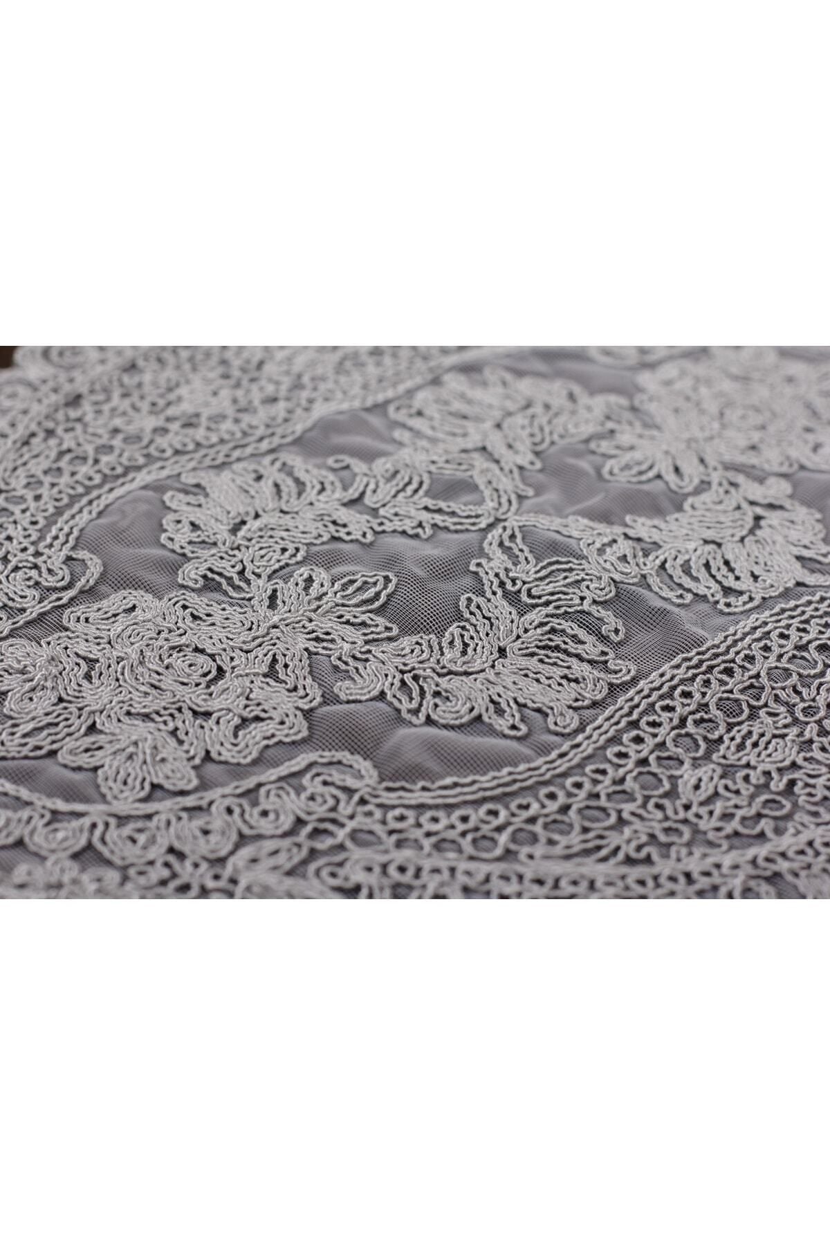 Tropikhome Nakışlı Gri 35 x 115 Runner + 35 x 50*12 Amerikan Servisli 13 Parça Sunum Yemek Seti — Gri