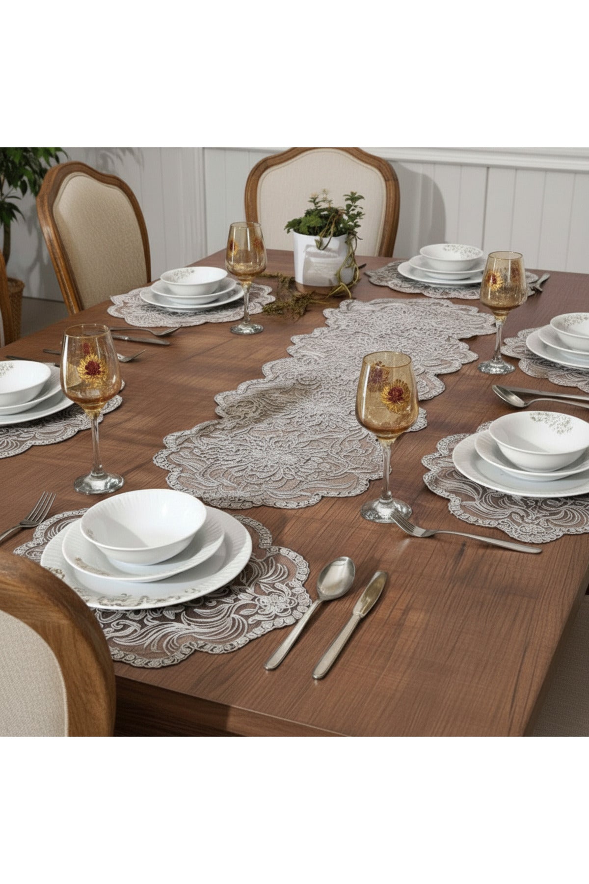 Tropikhome Nakışlı Gri 40 x 110 Runner + 40 x 40*12 Amerikan Servisli 13 Parça Sunum Yemek Seti — Gri