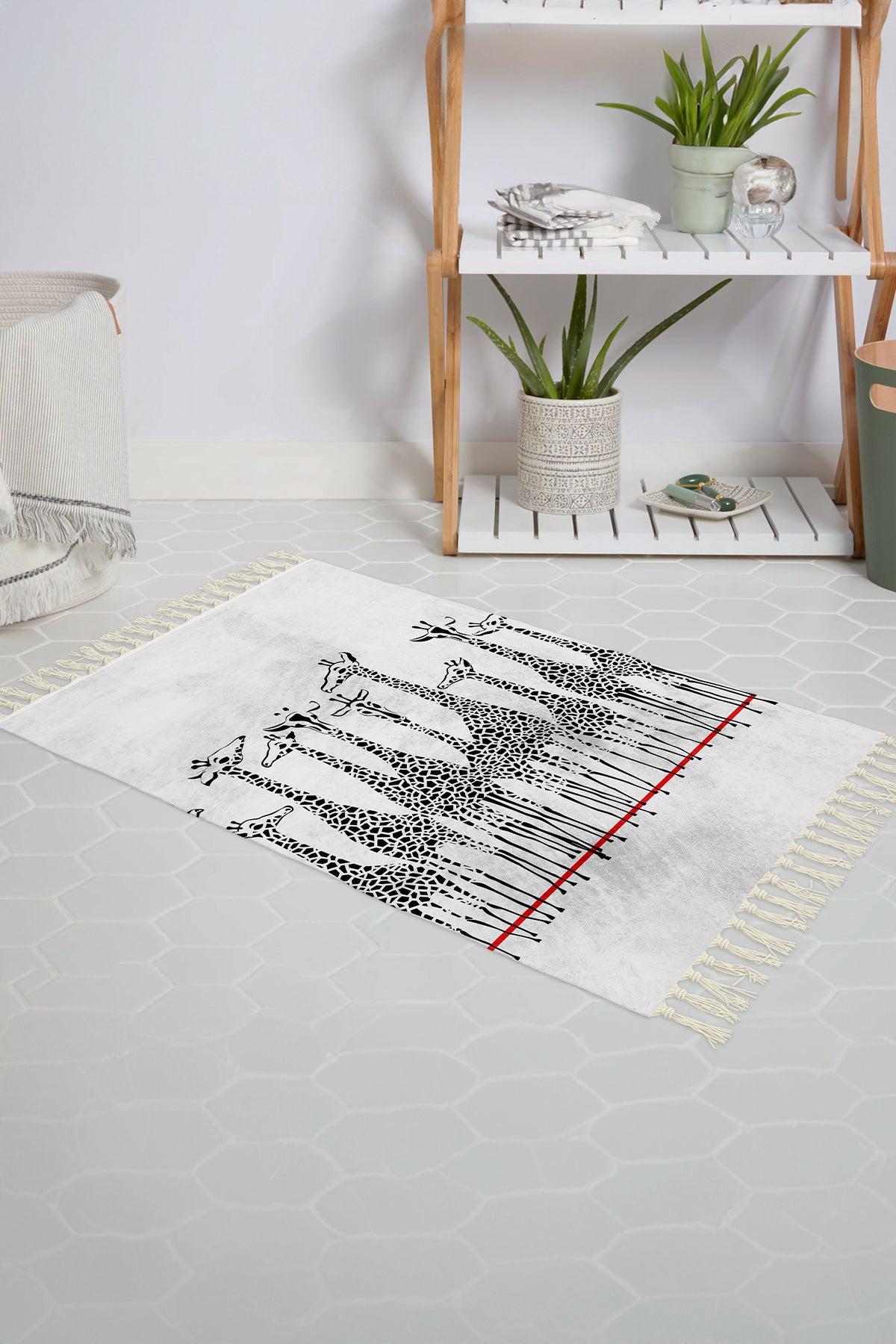 Tropikhome Kaymaz Tabanlı Dijital Baskılı 50x80cm Püsküllü Banyo Paspası — Giraffe