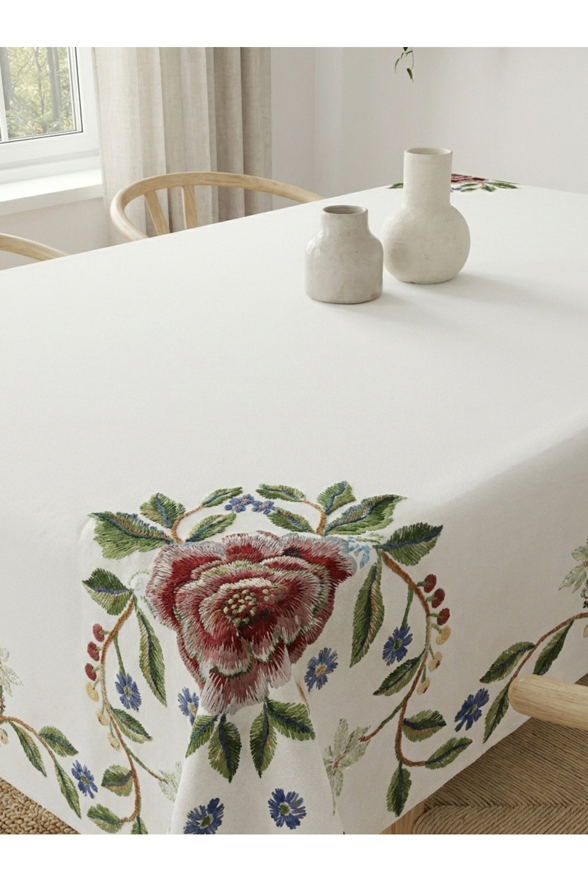 Tropikhome 140 x 180 Yeşil Gül Desenli Dijital Baskılı Dertsiz Leke Tutmaz Günlük Masa Örtüsü — Çok Renkli